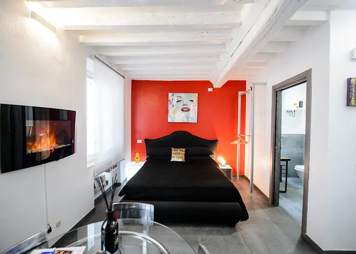 Italia House Tortellinosuite Apartamento Módena